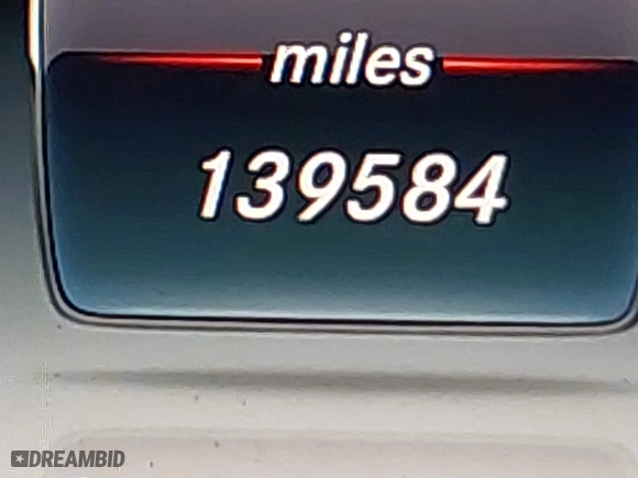 2015 Mercedes-Benz C-Class C 300 with VIN 55SWF4JB0FU080456, listed as a IAAI auction lot 41264441 with 139,584 mi miles. Bid and sale history available at carsss.com. Image 15.
