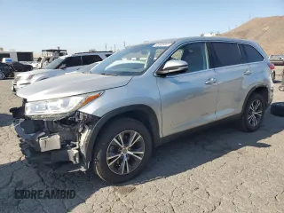 2019 Toyota Highlander LE z VIN 5TDZZRFH6KS350151, wystawiony jako Copart lot #60683445 z przebiegiem 57 853 mil mil oraz Szkoda całkowita • Salvage title. Historia ofert i sprzedaży dostępna na DreamBid. Obrazek 1.