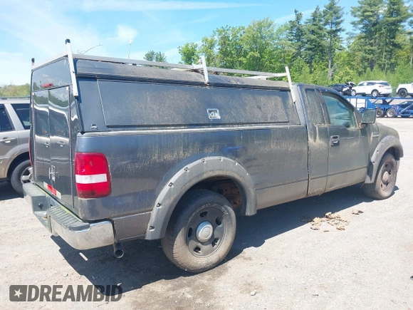 2004 Ford F-150 XL z VIN 1FTRF12W84NC41567, wystawiony jako IAAI lot #42338597 z przebiegiem 228 637 mil mil oraz . Historia ofert i sprzedaży dostępna na DreamBid. Obrazek 4.
