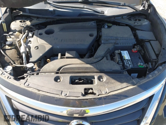 2013 Nissan Altima SV with VIN 1N4AL3APXDN468504, listed as a IAAI auction lot 42070943 with 189,106 mi miles and . Bid and sale history available at carsss.com. Image 10.