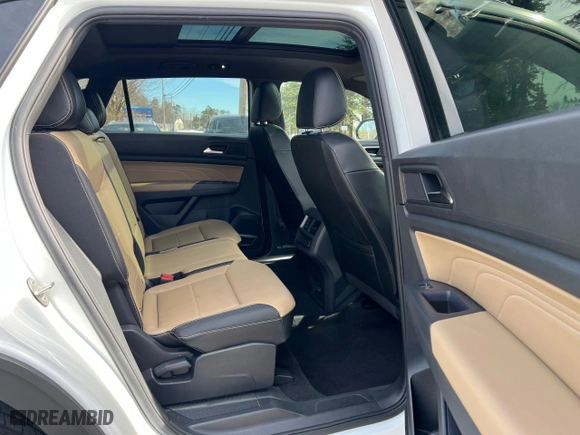 2021 Volkswagen Atlas Cross Sport 2.0T SE w/Technology with VIN 1V2JC2CAXMC237240, listed as a Copart auction lot 48738215 with 64,419 mi miles and Clean Title. Bid and sale history available at carsss.com. Image 6.