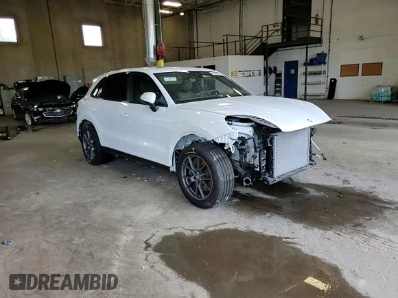 2024 Porsche Cayenne with VIN WP1AA2AY3RDA12553, listed as a Copart auction lot 60829645 with 4,975 mi miles and Salvage title. Bid and sale history available at DreamBid. Image 15.