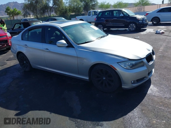 2011 BMW 3 Series 328i с VIN WBAPH5C57BA445776, выставлен на аукционе IAAI как лот 42397904 с пробегом 131 320 миль миль и . История ставок и продаж доступна на DreamBid. Изображение 1.