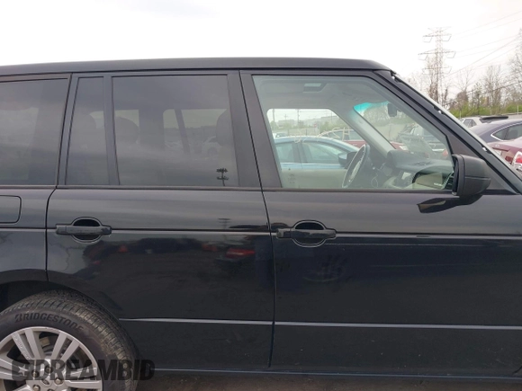 2008 Land Rover Range Rover SC with VIN SALMF13408A289044, listed as a IAAI auction lot 42010360 with 125,929 mi miles and . Bid and sale history available at DreamBid. Image 14.