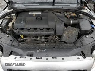 2015 Volvo XC70 T6 with VIN YV4902NK0F1226472, listed as a Copart auction lot 51863475 with 179,305 mi miles and Clean Title. Bid and sale history available at DreamBid. Image 11.