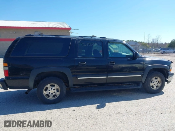 2005 Chevrolet Suburban LT with VIN 1GNFK16Z55J251296, listed as a IAAI auction lot 42119068 with 312,449 mi miles. Bid and sale history available at carsss.com. Image 14.