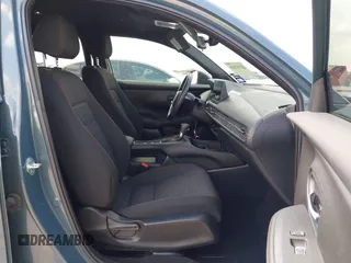 2024 Honda HR-V Sport with VIN 3CZRZ1H5XRM751386, listed as a IAAI auction lot 42397520 with 13,049 mi miles and . Bid and sale history available at DreamBid. Image 5.