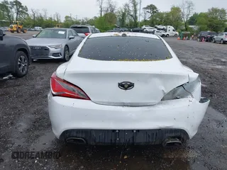 2016 Hyundai Genesis Coupe 3.8L Base with VIN KMHHT6KJXGU136900, listed as a IAAI auction lot 42203757 with 90,258 mi miles and . Bid and sale history available at DreamBid. Image 17.