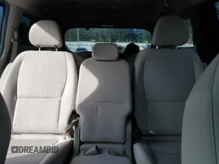 2021 Kia Sedona LX with VIN KNDMB5C14M6671364, listed as a Copart auction lot 48707495 with 58,661 mi miles and Salvage Title. Bid and sale history available at carsss.com. Image 10.