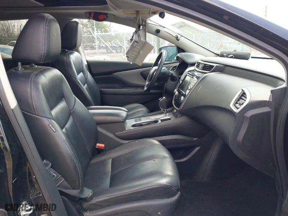 2020 Nissan Murano SV with VIN 5N1AZ2BS7LN126105, listed as a IAAI auction lot 41933070 with 56,069 mi miles. Bid and sale history available at carsss.com. Image 5.