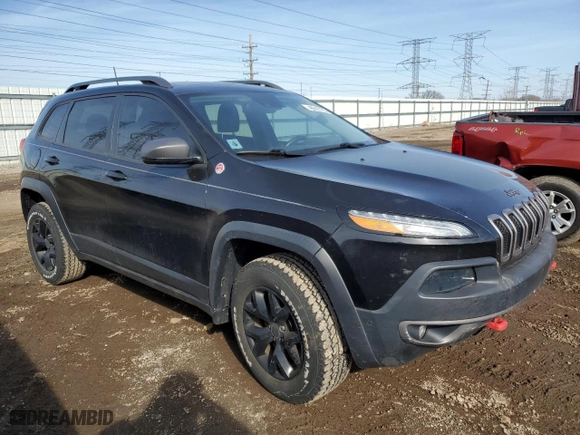 2016 Jeep Cherokee Trailhawk with VIN 1C4PJMBS0GW271049, listed as a Copart auction lot 48347755 with 70,472 mi miles and Salvage Title. Bid and sale history available at carsss.com. Image 4.