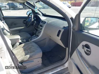 2005 Chevrolet Equinox LS with VIN 2CNDL23F756058315, listed as a IAAI auction lot 40744047 with 103,387 mi miles. Bid and sale history available at carsss.com. Image 5.