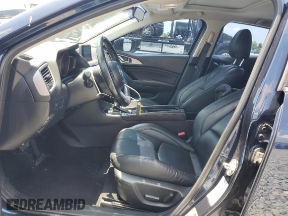 2018 Mazda 3 Touring z VIN 3MZBN1V30JM243211, wystawiony jako Copart lot #58324975 z przebiegiem 86 030 mil mil oraz Szkoda całkowita • Salvage title. Historia ofert i sprzedaży dostępna na DreamBid. Obrazek 7.