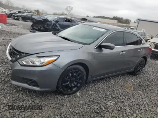 2018 Nissan Altima 2.5 S with VIN 1N4AL3AP5JC229319, listed as a Copart auction lot 48058935 with 146,822 mi miles and Salvage Title. Bid and sale history available at carsss.com. Image 1.