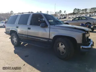1998 Chevrolet Tahoe with VIN 1GNEK13R1WJ374532, listed as a Copart auction lot 78623553 with 224,772 mi miles and Non Repairable. Bid and sale history available at carsss.com. Image 4.