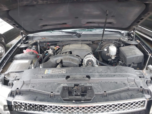 2008 Chevrolet Suburban LTZ with VIN 1GNFK16338J221195, listed as a IAAI auction lot 42243746 with 199,707 mi miles and . Bid and sale history available at DreamBid. Image 10.