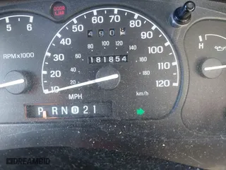 2000 Mazda B-Series 4WD Truck SE with VIN 4F4ZR17V4YTM04182, listed as a IAAI auction lot 41643775 with 181,854 mi miles. Bid and sale history available at carsss.com. Image 15.