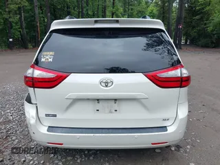 2016 Toyota Sienna XLE with VIN 5TDYK3DC9GS756582, listed as a IAAI auction lot 42506733 with 155,678 mi miles and . Bid and sale history available at DreamBid. Image 16.
