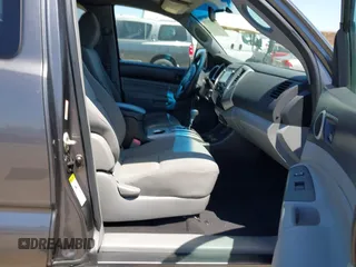 2014 Toyota Tacoma PreRunner with VIN 5TFTU4GN2EX063433, listed as a IAAI auction lot 42550709 with 167,990 mi miles and . Bid and sale history available at DreamBid. Image 5.