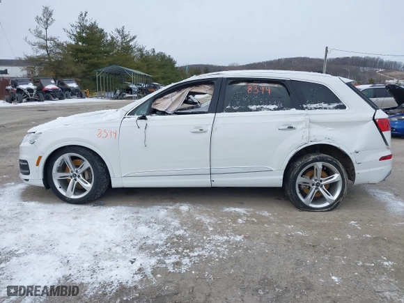 2019 Audi Q7 Prestige with VIN WA1VAAF74KD008394, listed as a IAAI auction lot 41610076 with 43,511 mi miles. Bid and sale history available at carsss.com. Image 15.