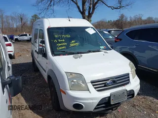 2013 Ford Transit Connect XLT z VIN NM0LS6BN6DT176622, wystawiony jako IAAI lot #41779142 z przebiegiem 211 004 mil mil oraz . Historia ofert i sprzedaży dostępna na DreamBid. Obrazek 1.