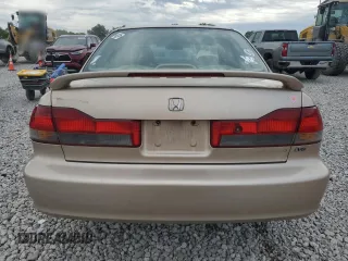 2002 Honda Accord EX z VIN 1HGCG16502A033631, wystawiony jako Copart lot #58020235 z przebiegiem 165 301 mil mil oraz Szkoda całkowita • Salvage title. Historia ofert i sprzedaży dostępna na DreamBid. Obrazek 6.
