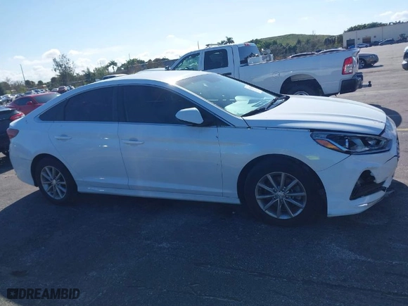 2019 Hyundai Sonata SE with VIN 5NPE24AF7KH791014, listed as a IAAI auction lot 41151136 with 101,469 mi miles. Bid and sale history available at carsss.com. Image 13.