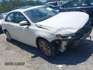 2013 Volkswagen Jetta SE with VIN 3VWDP7AJ9DM395244, listed as a IAAI auction lot 42321556 with 160,717 mi miles and . Bid and sale history available at DreamBid. Image 1.