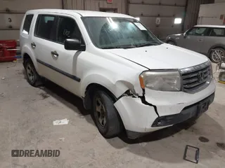 2014 Honda Pilot LX with VIN 5FNYF4H27EB025811, listed as a IAAI auction lot 41501702 with 144,909 mi miles and . Bid and sale history available at carsss.com. Image 1.