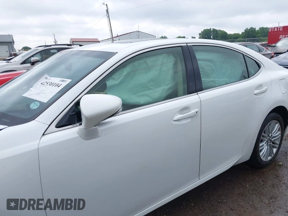 2015 Lexus ES 330 with VIN JTHBK1GG7F2151571, listed as a IAAI auction lot 42530104 with 107,950 mi miles and . Bid and sale history available at DreamBid. Image 14.
