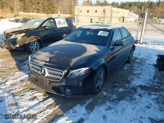 2018 Mercedes-Benz E-Class E 300 with VIN WDDZF4KB7JA337634, listed as a IAAI auction lot 41188844 with NaN miles. Bid and sale history available at carsss.com. Image 16.