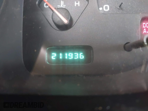 2002 Dodge Dakota with VIN 1B7GL12X42S698285, listed as a IAAI auction lot 40826030 with 211,936 mi miles and . Bid and sale history available at carsss.com. Image 16.