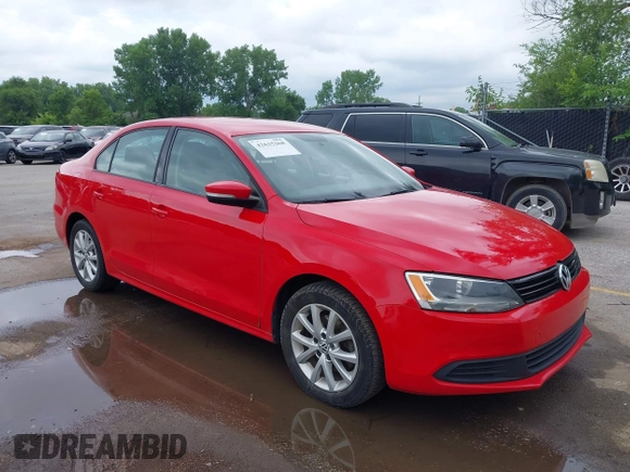 2011 Volkswagen Jetta SE with VIN 3VWDZ7AJ2BM399546, listed as a IAAI auction lot 42635268 with 195,565 mi miles and . Bid and sale history available at DreamBid. Image 1.