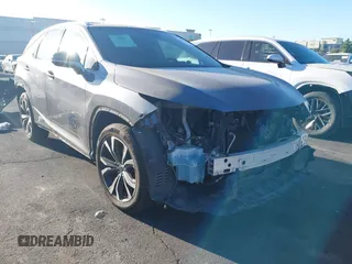 2019 Lexus RX 350L Premium z VIN JTJGZKCA7K2012641, wystawiony jako IAAI lot #42606762 z przebiegiem 67 581 mil mil oraz . Historia ofert i sprzedaży dostępna na DreamBid. Obrazek 1.