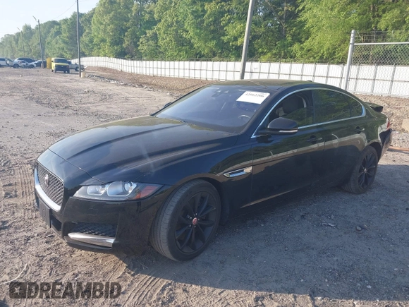 2016 Jaguar XF 35t Premium z VIN SAJBD4BV8GCY05879, wystawiony jako IAAI lot #42062206 z przebiegiem 63 706 mil mil oraz . Historia ofert i sprzedaży dostępna na DreamBid. Obrazek 2.