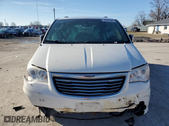 2013 Chrysler Town & Country Limited with VIN 2C4RC1GG7DR645926, listed as a Copart auction lot 46692665 with 235,185 mi miles and Salvage Title. Bid and sale history available at carsss.com. Image 5.