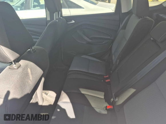 2019 Ford Escape SE z VIN 1FMCU0GD5KUC07713, wystawiony jako IAAI lot #42524778 z przebiegiem 86 392 mil mil oraz . Historia ofert i sprzedaży dostępna na DreamBid. Obrazek 4.