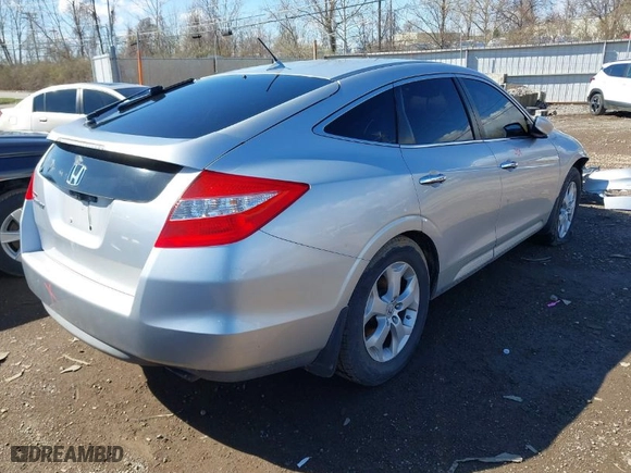 2010 Honda Accord Crosstour EX-L with VIN 5J6TF1H5XAL014306, listed as a IAAI auction lot 41847698 with 211,466 mi miles. Bid and sale history available at carsss.com. Image 4.