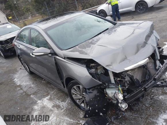 2014 Hyundai Sonata SE with VIN 5NPEC4AC5EH894598, listed as a IAAI auction lot 41242457 with 153,635 mi miles and . Bid and sale history available at DreamBid. Image 1.