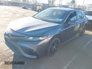 2022 Toyota Camry SE with VIN 4T1G11AK7NU066042, listed as a IAAI auction lot 41315179 with 31,288 mi miles. Bid and sale history available at carsss.com. Image 17.