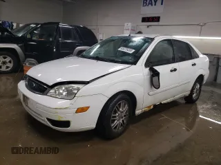2005 Ford Focus S with VIN 1FAFP34N65W190653, listed as a Copart auction lot 85375434 with 142,354 mi miles and Salvage Title. Bid and sale history available at carsss.com. Image 1.