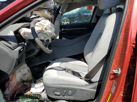 2020 Hyundai Sonata SEL z VIN 5NPEF4JA5LH024661, wystawiony jako Copart lot #56717715 z przebiegiem Nie podano mil oraz Nie do naprawy. Historia ofert i sprzedaży dostępna na DreamBid. Obrazek 7.