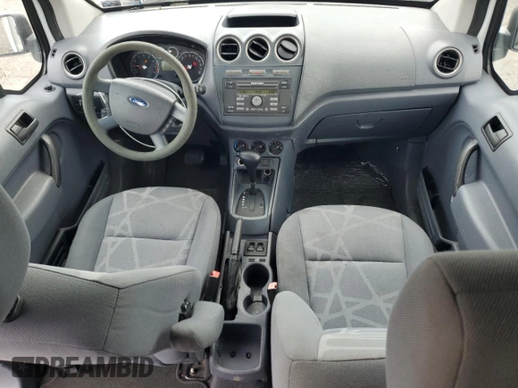2010 Ford Transit Connect XLT z VIN NM0KS9BN6AT031475, wystawiony jako Copart lot #64888655 z przebiegiem 359 380 mil mil oraz Czysty tytuł • Clean title. Historia ofert i sprzedaży dostępna na DreamBid. Obrazek 8.