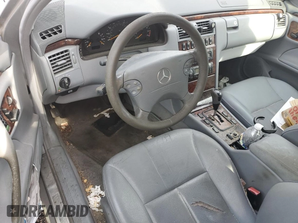 2001 Mercedes-Benz E-Class AWD with VIN WDBJF82J61X055258, listed as a Copart auction lot 42396765 with 0 mi miles and Salvage Title. Bid and sale history available at carsss.com. Image 8.