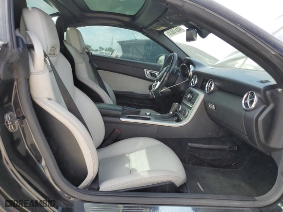 2012 Mercedes-Benz SLK-Class SLK 350 with VIN WDDPK5HA7CF008722, listed as a Copart auction lot 45378835 with 98,763 mi miles and Non Repairable. Bid and sale history available at carsss.com. Image 10.