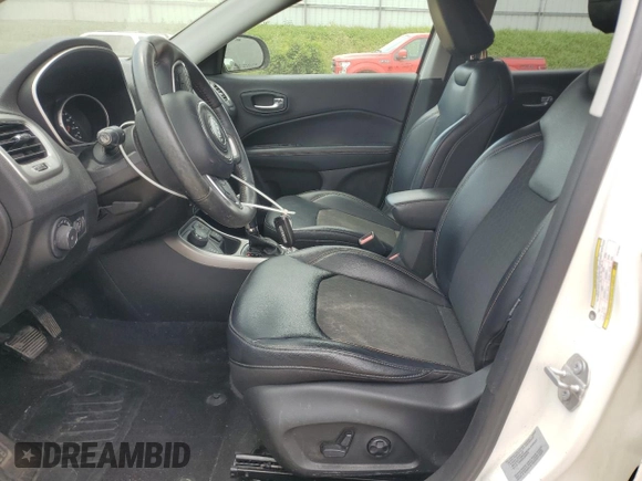 2017 Jeep Compass Latitude с VIN 3C4NJDBB6HT642052, выставлен на аукционе Copart как лот 60118465 с пробегом 102 756 миль миль и Чистый • Clean title. История ставок и продаж доступна на DreamBid. Изображение 7.