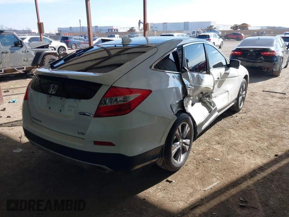 2014 Honda Crosstour EX-L with VIN 5J6TF1H52EL002561, listed as a IAAI auction lot 41287461 with 98,096 mi miles. Bid and sale history available at carsss.com. Image 4.
