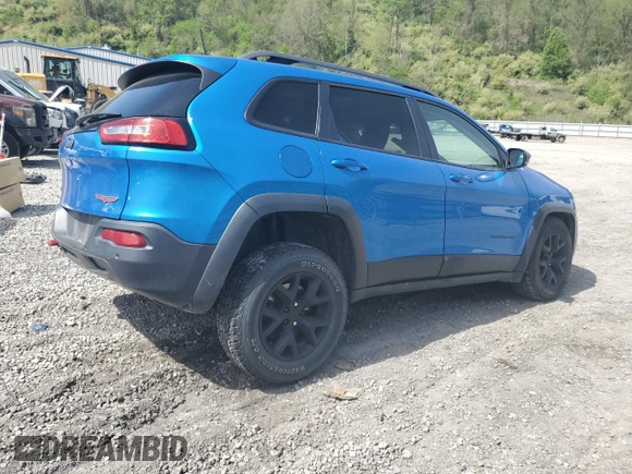 2018 Jeep Cherokee Trailhawk with VIN 1C4PJMBB4JD502876, listed as a Copart auction lot 54235325 with 87,635 mi miles and Salvage title. Bid and sale history available at DreamBid. Image 3.