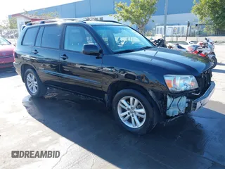 2007 Toyota Highlander w/3rd Row z VIN JTEDW21AX70021138, wystawiony jako IAAI lot #41436837 z przebiegiem 130 213 mil mil oraz . Historia ofert i sprzedaży dostępna na DreamBid. Obrazek 1.