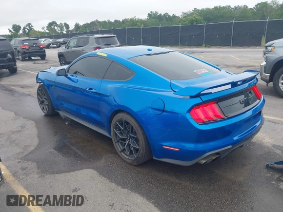 2019 Ford Mustang GT with VIN 1FA6P8CF2K5141734, listed as a IAAI auction lot 42303880 with 152,560 mi miles and . Bid and sale history available at DreamBid. Image 3.